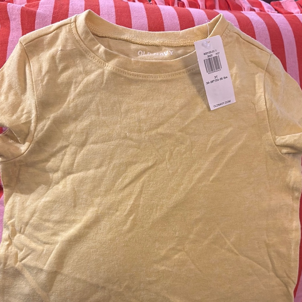Old Navy Yellow Short Sleeve‎ Tee Crew Neck